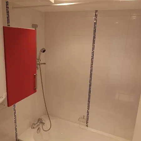 Grand Avec Balcon En Bord De * Палава-ле-Фло