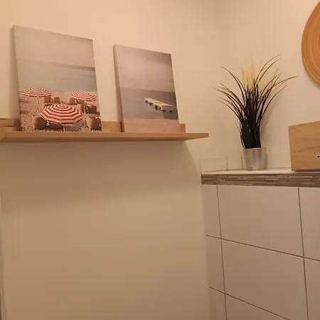 Grand Avec Balcon En Bord De Палава-ле-Фло